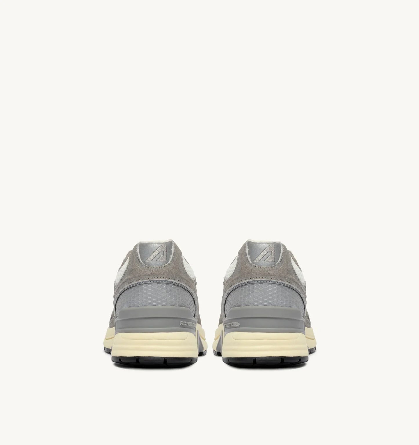 BASKETS HYPERWAY EN MESH ET DAIM BLANC ET PLUMBLEO