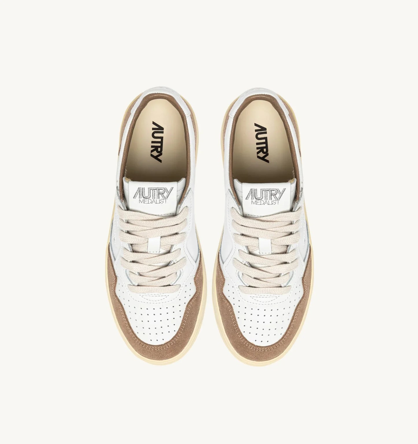 BASKETS MEDALIST LOW EN CUIR BLANC ET DAIM ANTILOPE