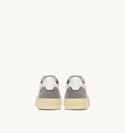 BASKETS MEDALIST LOW EN CUIR BLANC ET DAIM VAPOR